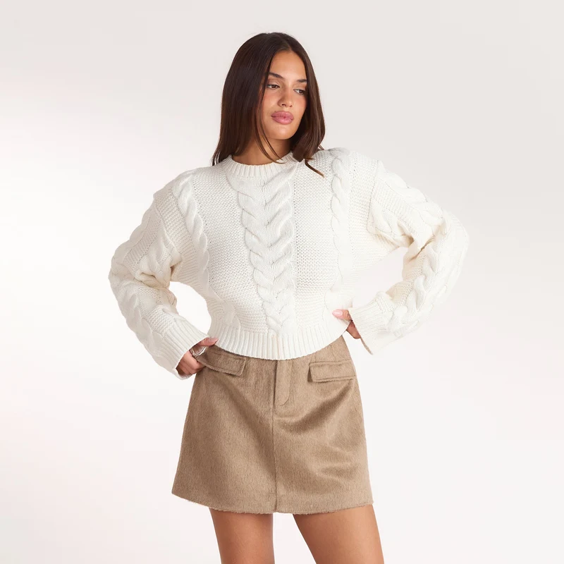 Kurzer Zopfstrickpullover - Crèmefarbe