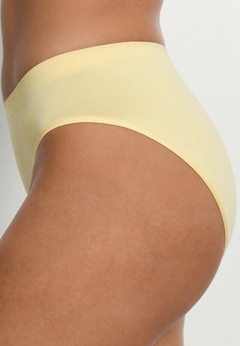Touch Feeling Midi Briefs | vanilla highlight 071812-072224