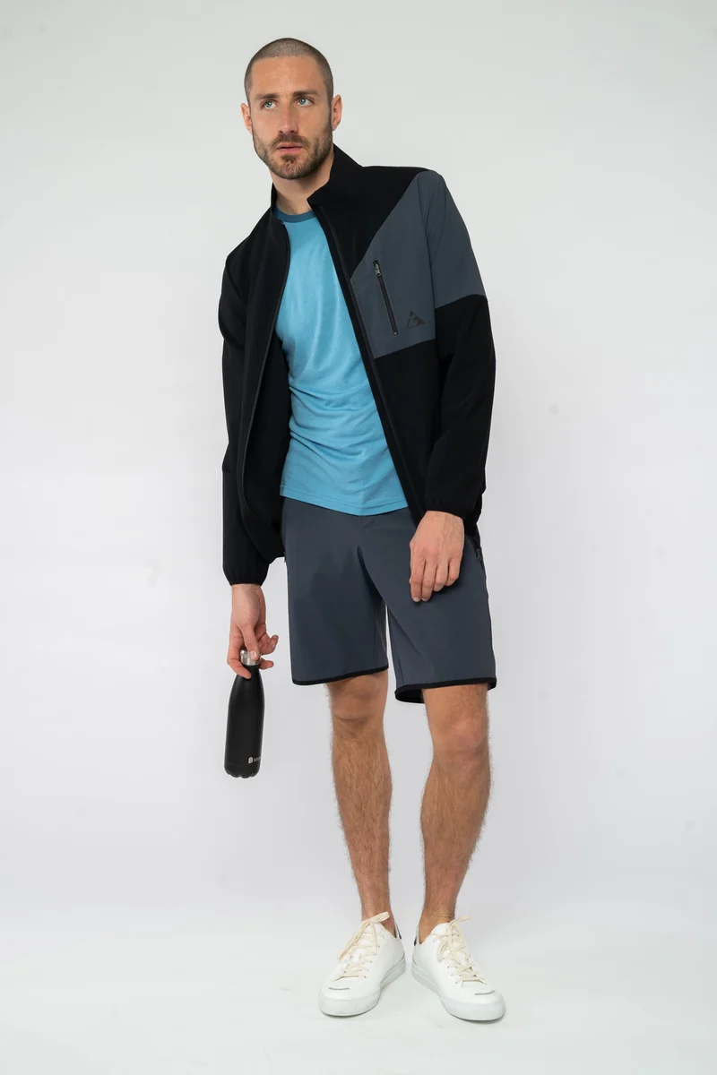 Sportjacke aus ECONYL®