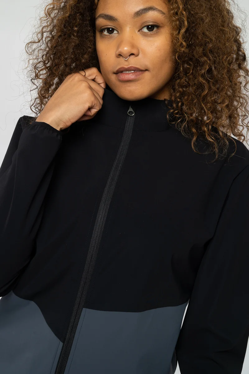 Sportjacke aus ECONYL®