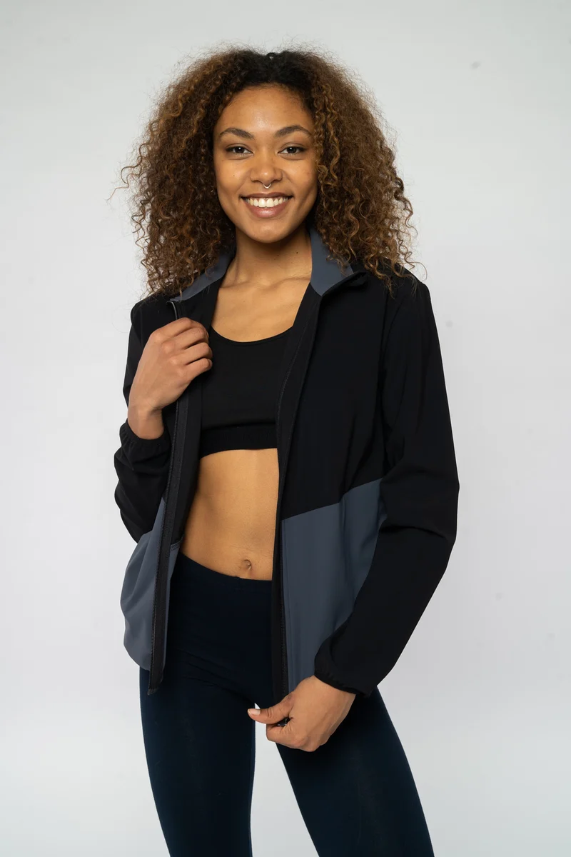 Sportjacke aus ECONYL®
