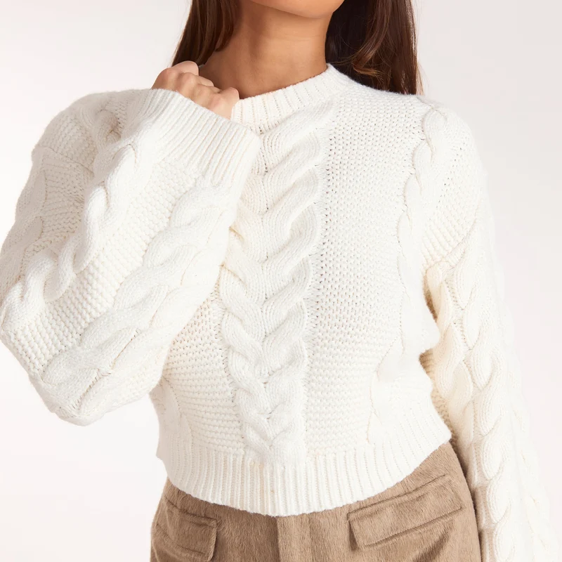 Cropped Cable-Knit Jumper - Cream