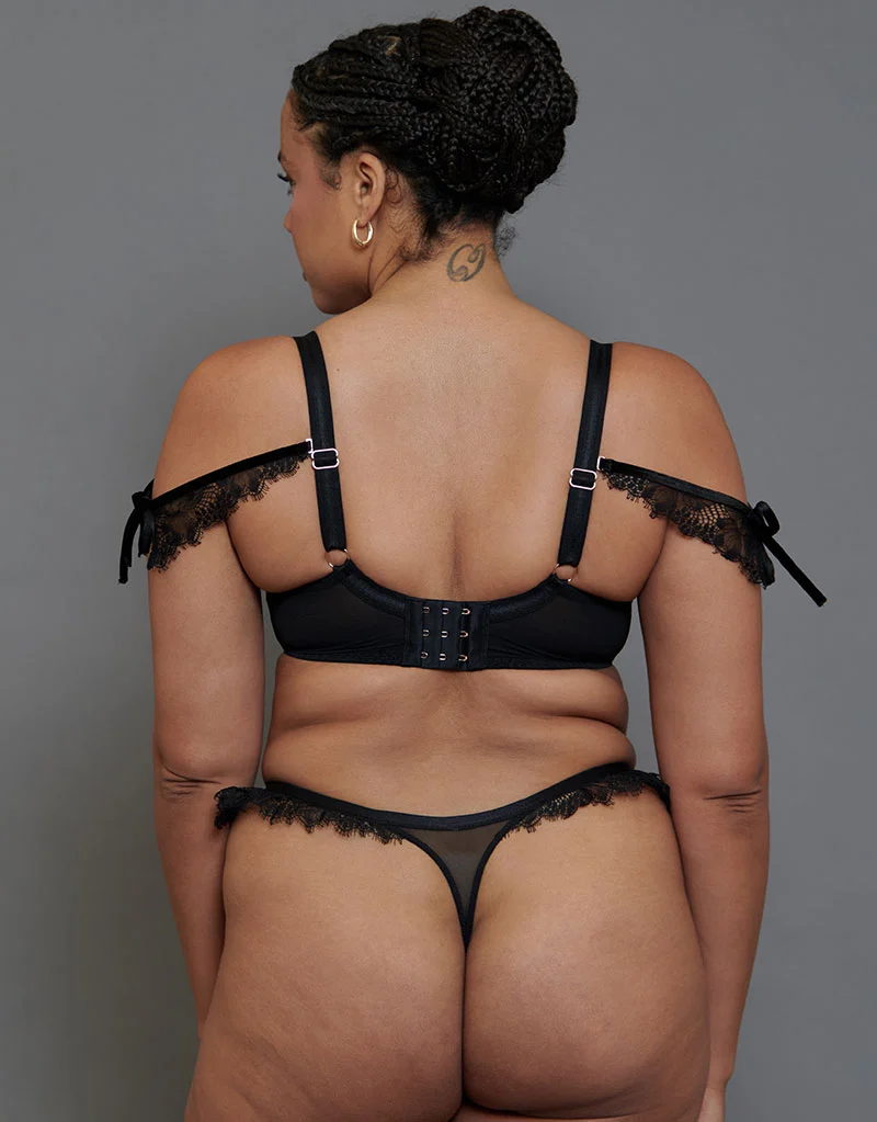 Scantilly Glamour Puss Thong Black