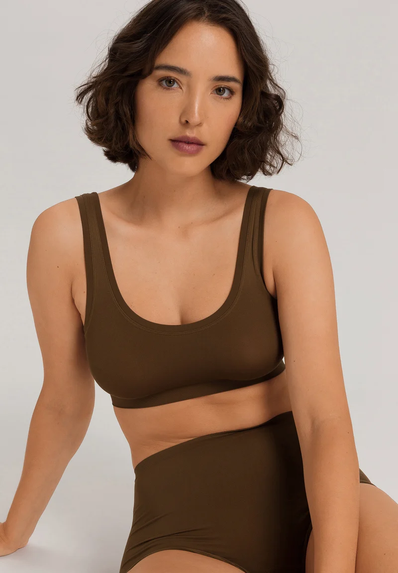 Touch Feeling Crop Top | mochaccino 071810-072757