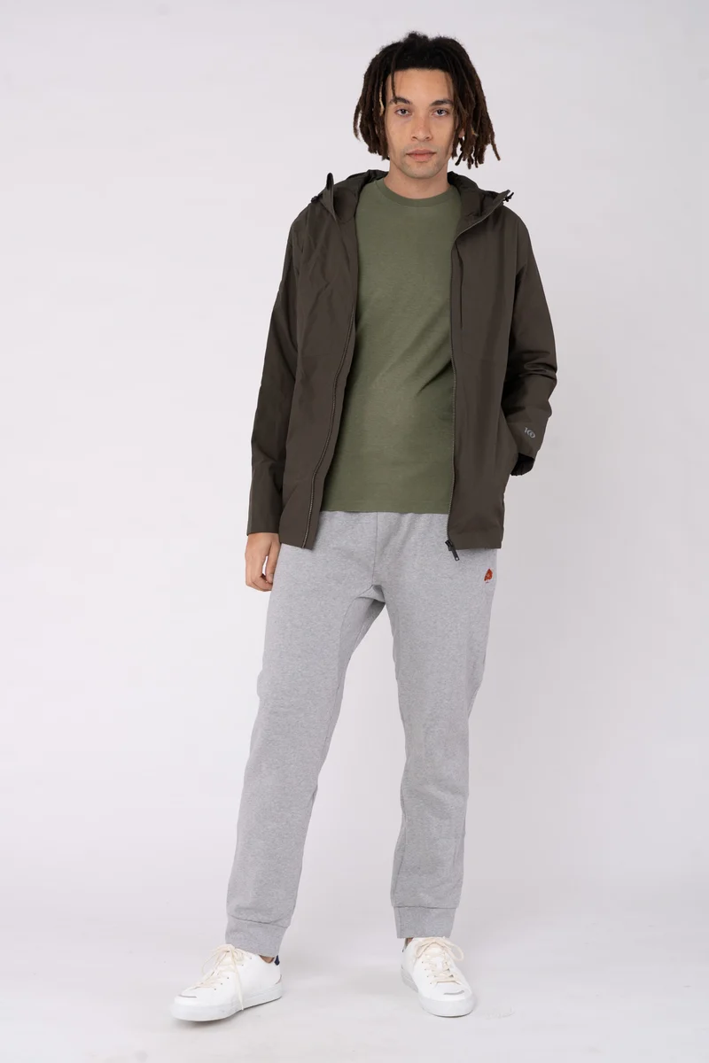Regenjacke aus recyceltem Polyester