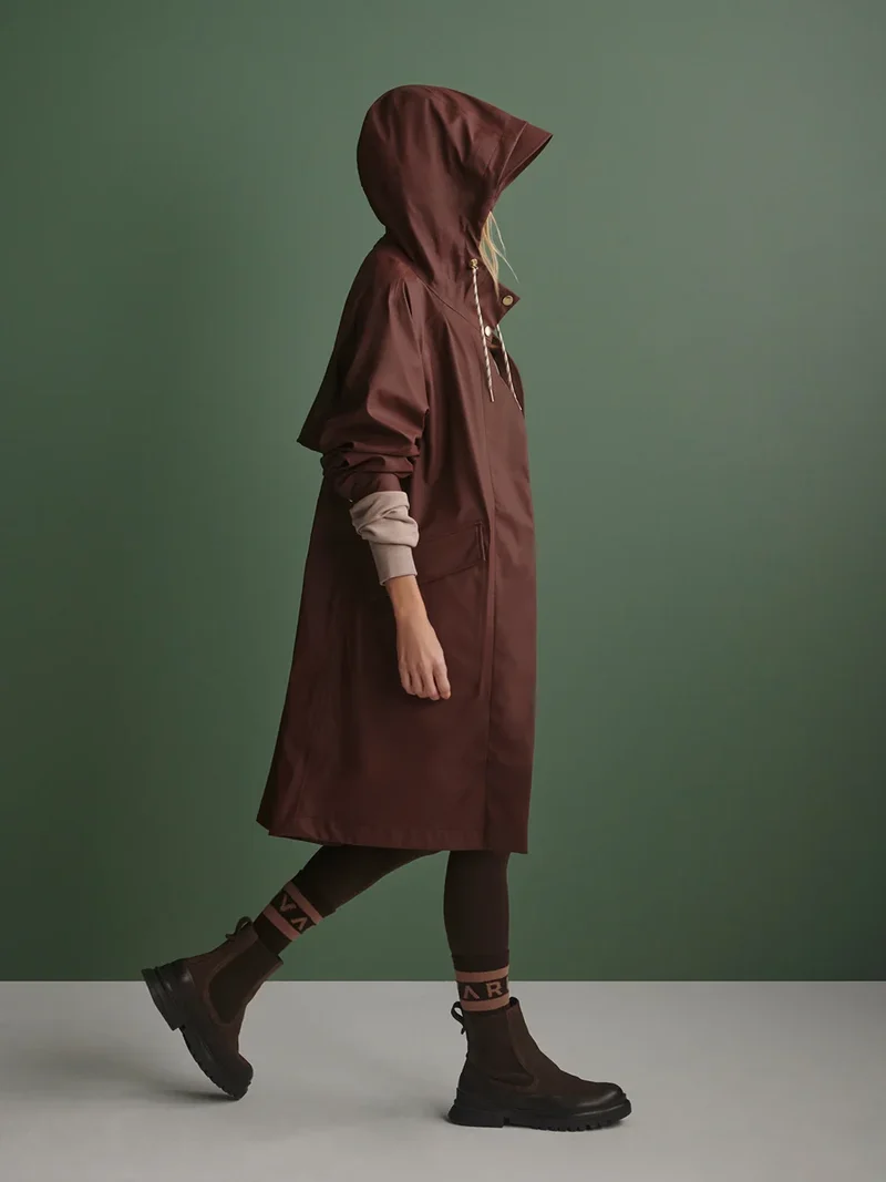 Tovera Raincoat Mahogany