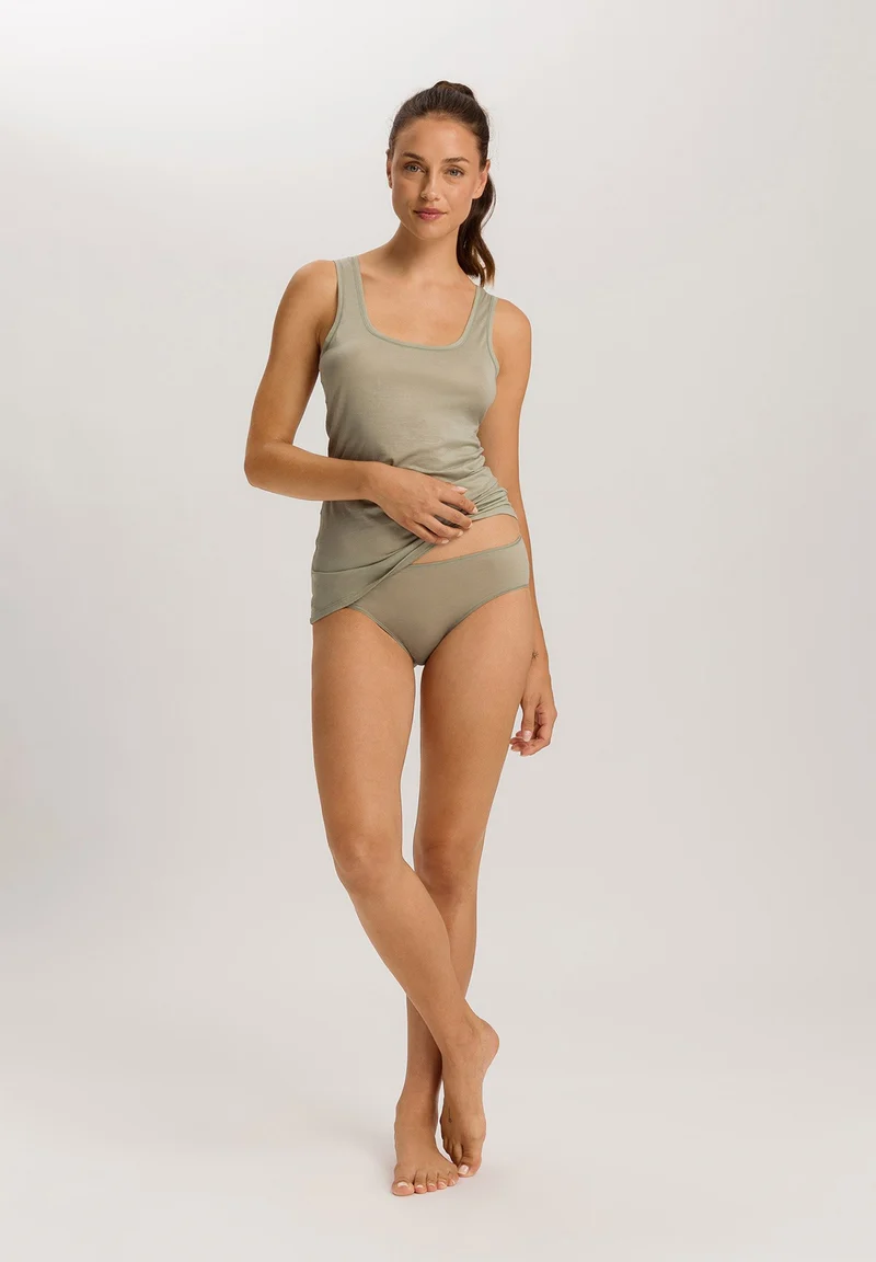 Ultralight Tank Top | crystal green 071821-072732