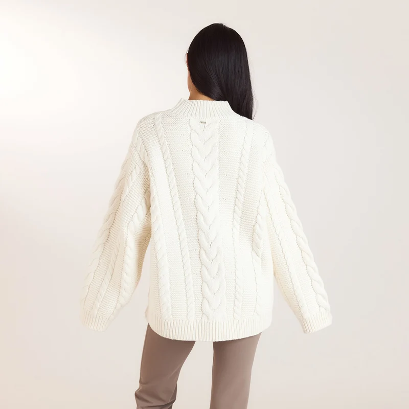 Oversized Cable-Knit Jumper - Cream