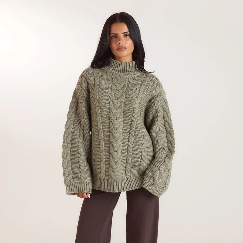 Oversized Cable-Knit Jumper - Olive