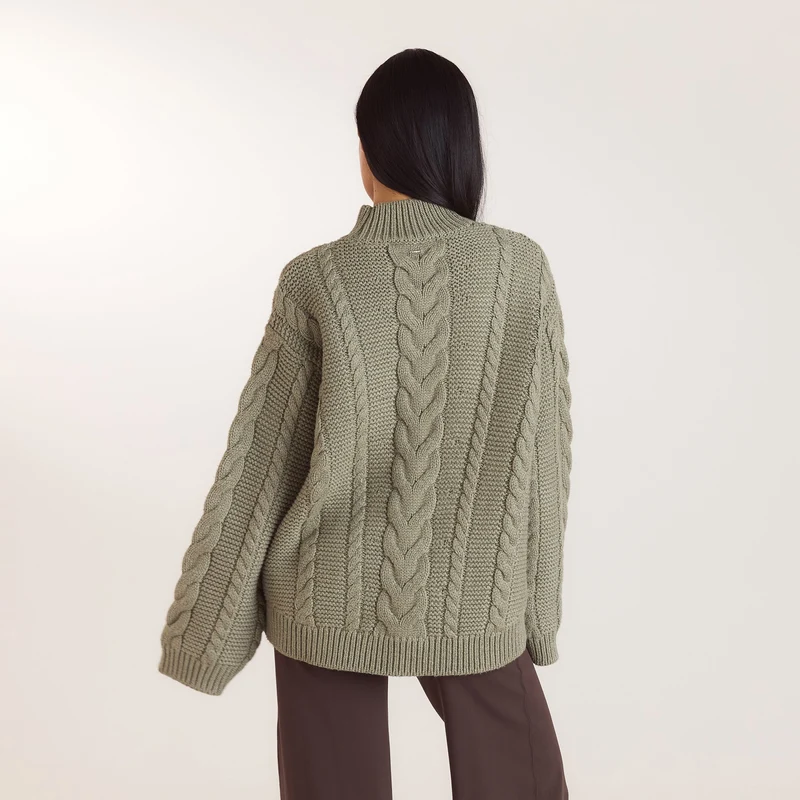 Oversized Cable-Knit Jumper - Olive