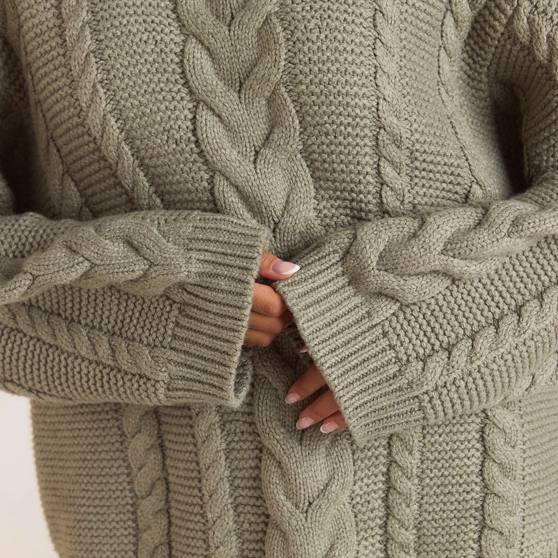 Oversized Cable-Knit Jumper - Olive