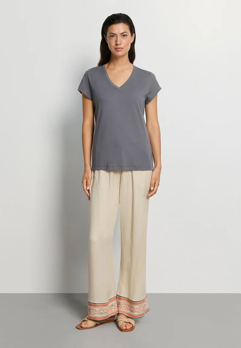 Natural Shirt S/SLV Shirt V-Neck | mercury 078256-072181
