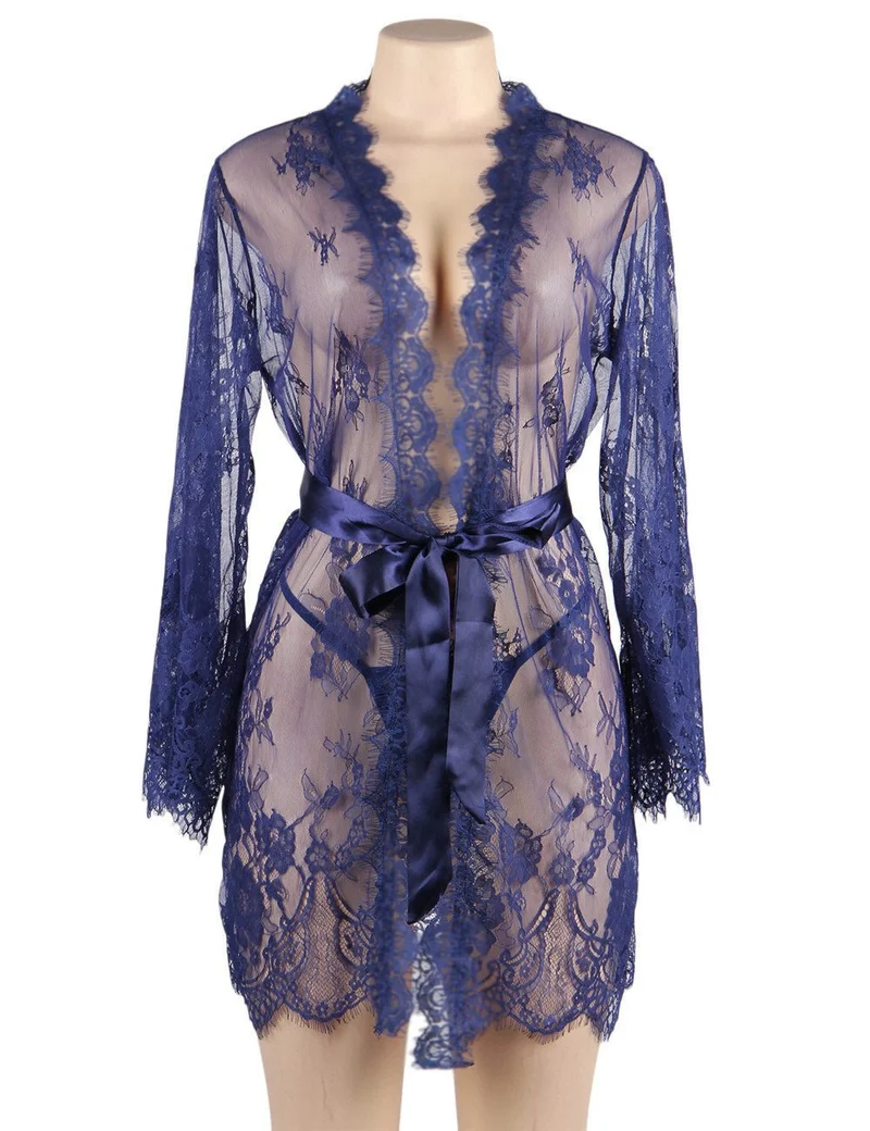 Babydoll aus blauer Wimpernspitze – Weite Ärmel, Knopfleiste, Satinbund & String-Set