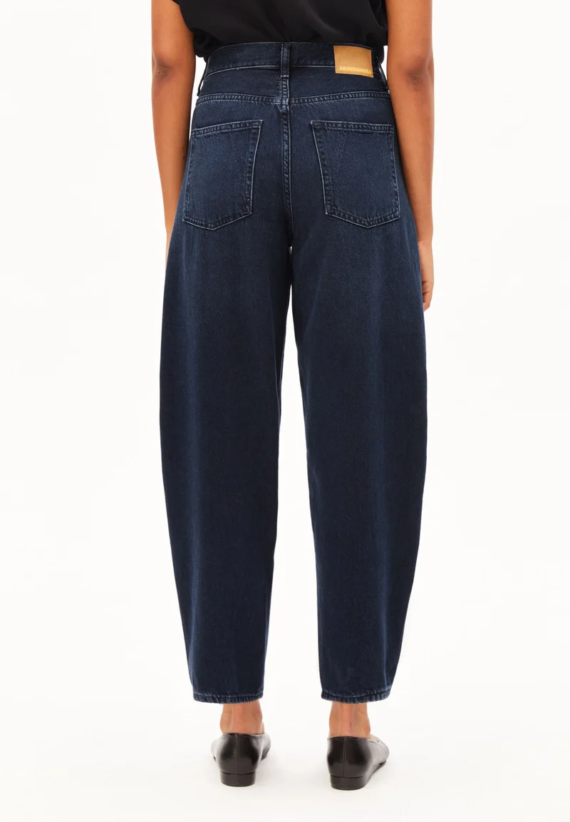 BAARLY HIGH WAIST BARREL JEAN