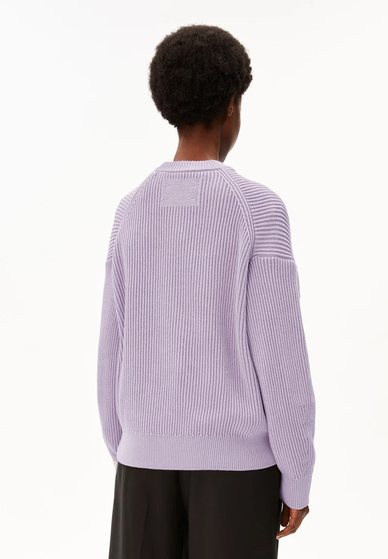 VANISÉ RIB KNIT SWEATER