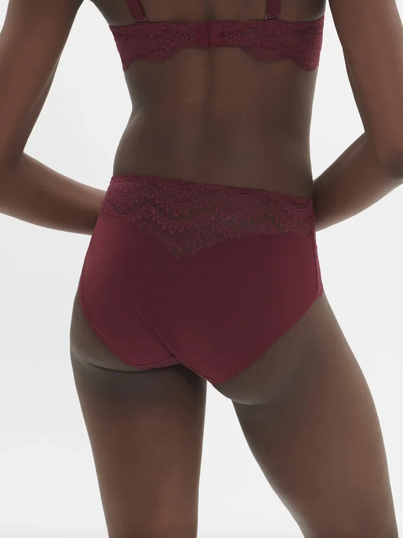 Simone Perele - Karma High Waist Slip Spinel Red