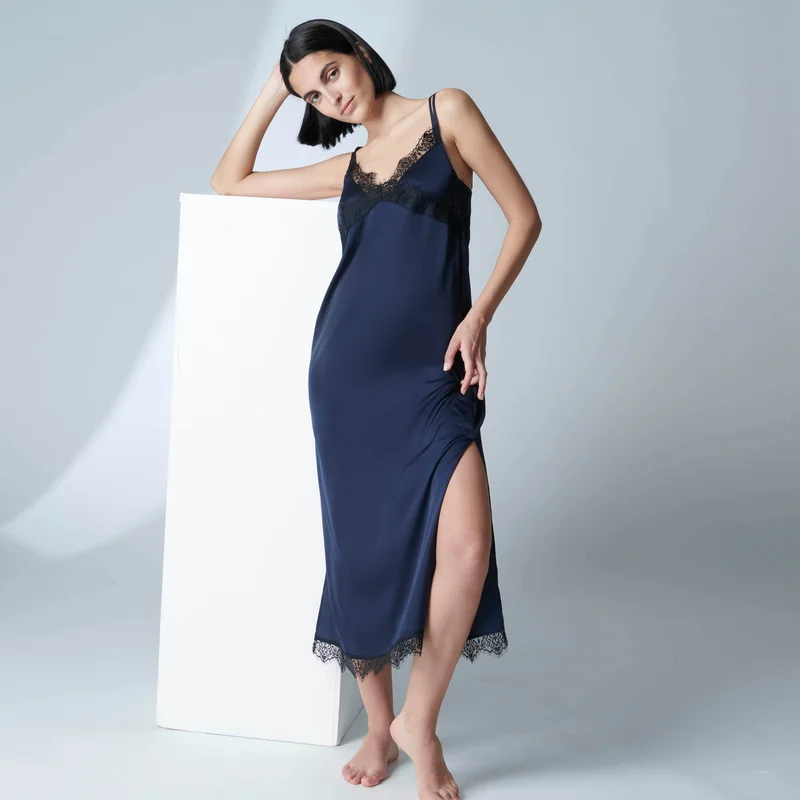 Simone Perele - Satin Secrets Langes Nachthemd Vollmond