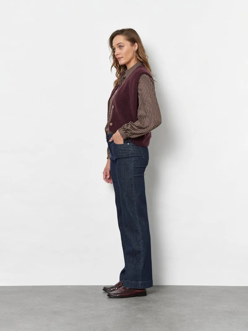Jenny Wide