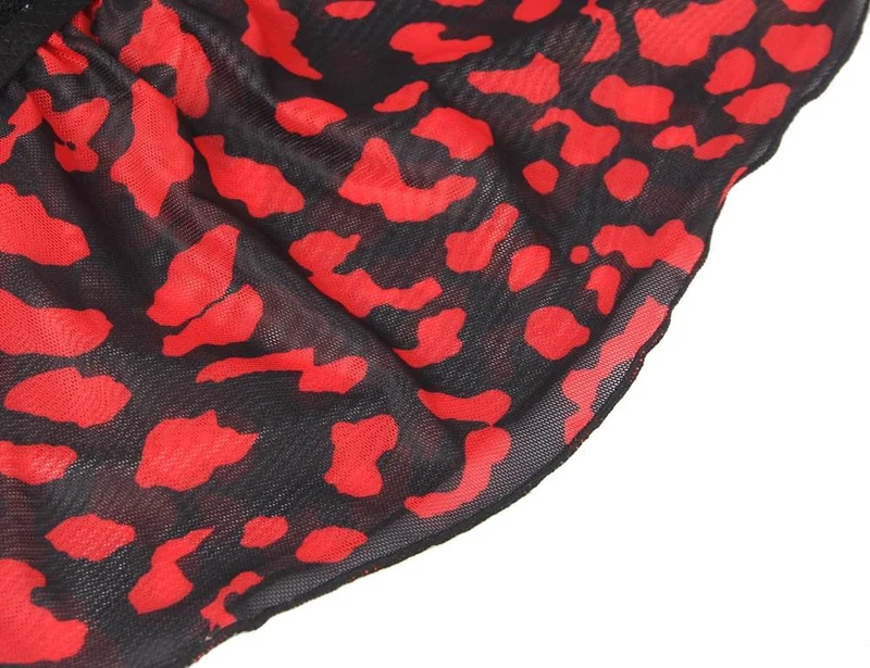 Schwarzer und roter Teddybär aus Spitze mit Blumenmuster – tiefer V-Ausschnitt, rückenfreier, überkreuzter Rücken und verstellbare Träger