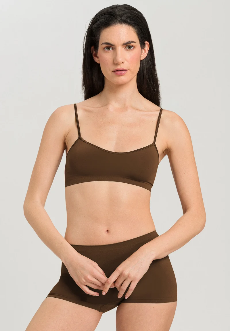 Touch Feeling Crop Top | mochaccino 071824-072757