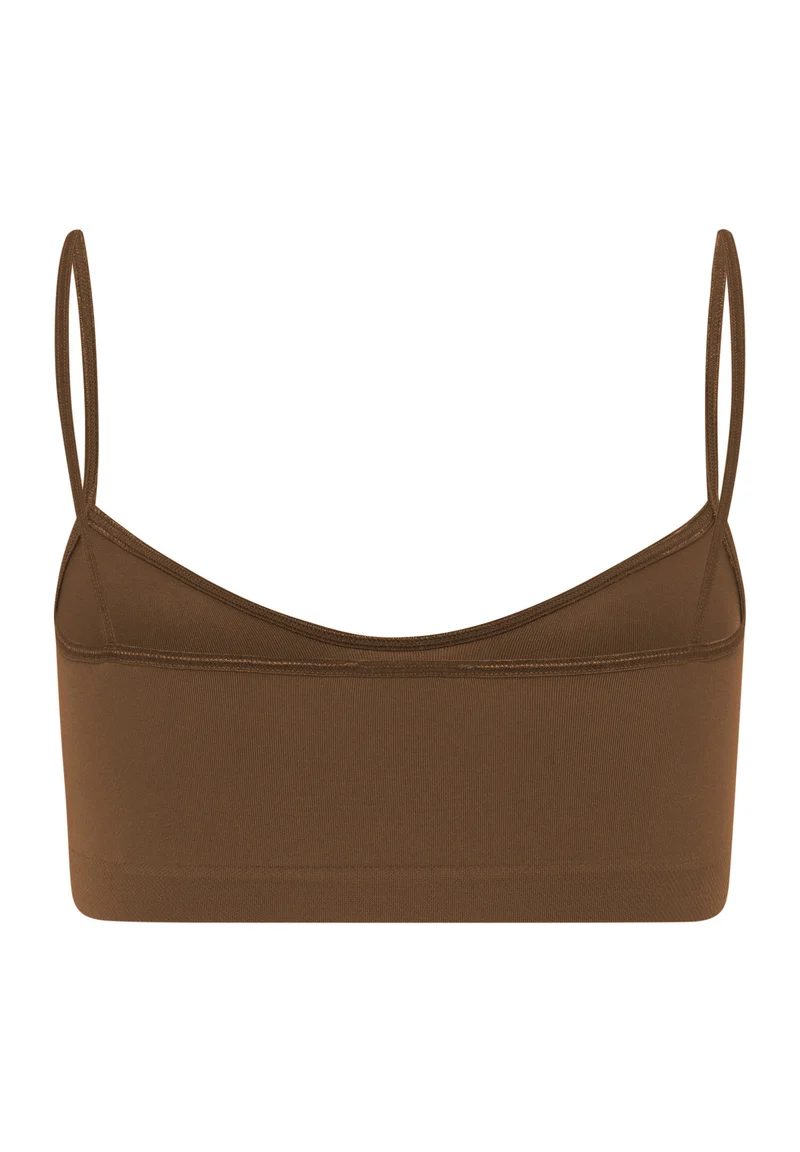 Touch Feeling Crop Top | mochaccino 071824-072757