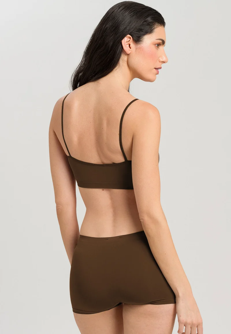 Touch Feeling Crop Top | mochaccino 071824-072757