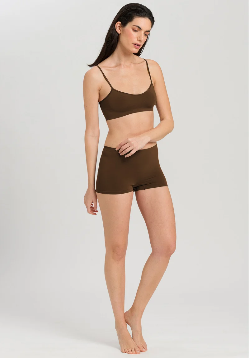 Touch Feeling Crop Top | mochaccino 071824-072757