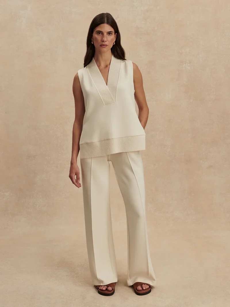 Freida V-Neck Tank Pristine