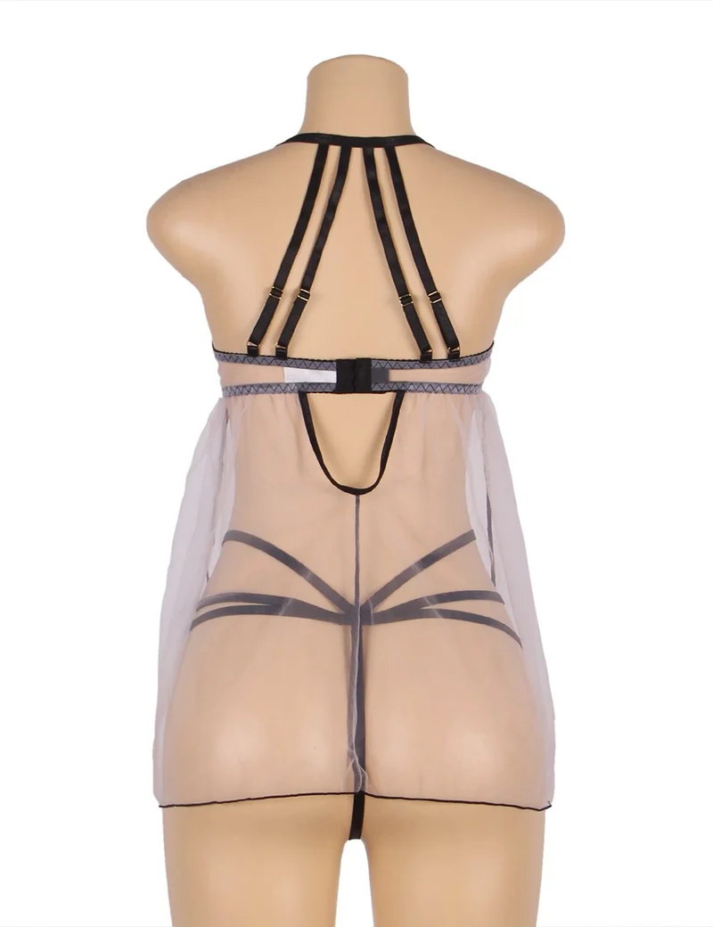 Hellviolettes Babydoll aus Netzstoff mit verstellbaren Schulterträgern