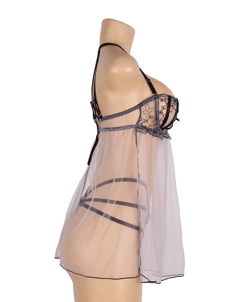 Hellviolettes Babydoll aus Netzstoff mit verstellbaren Schulterträgern