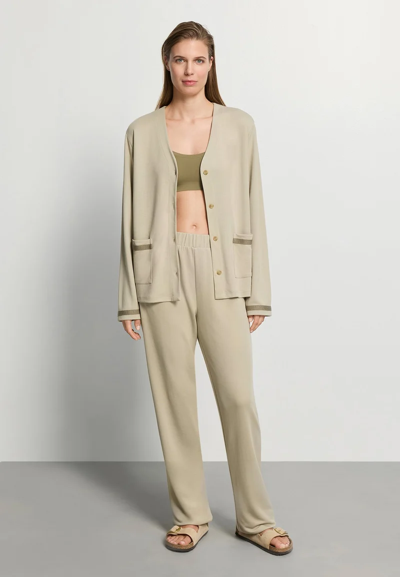 Pure Comfort Cardigan | olive stem 078902-072661