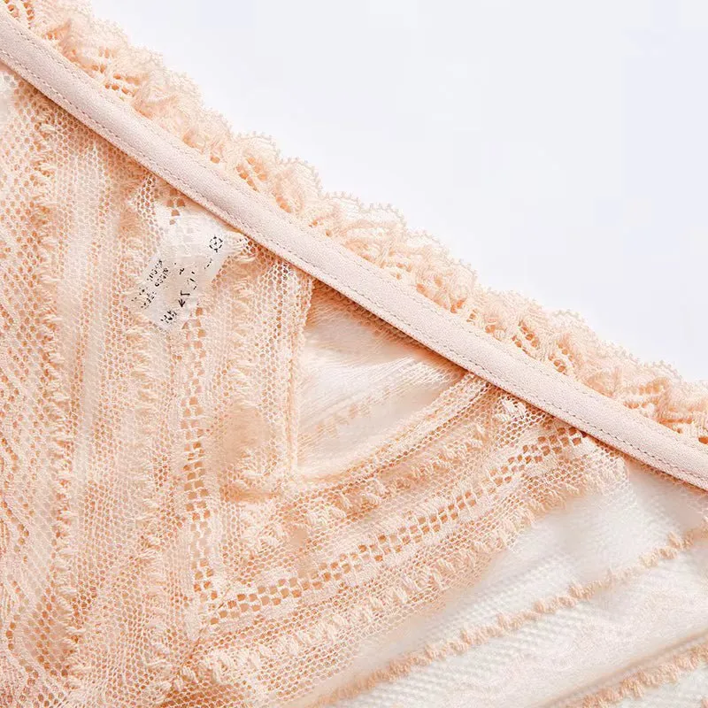 Rosa, tief sitzende, transparente, nahtlose Unterwäsche mit Cut-Outs