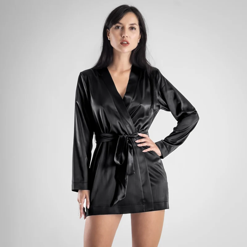 Black Satin Flame - sexy kurzer Kimono