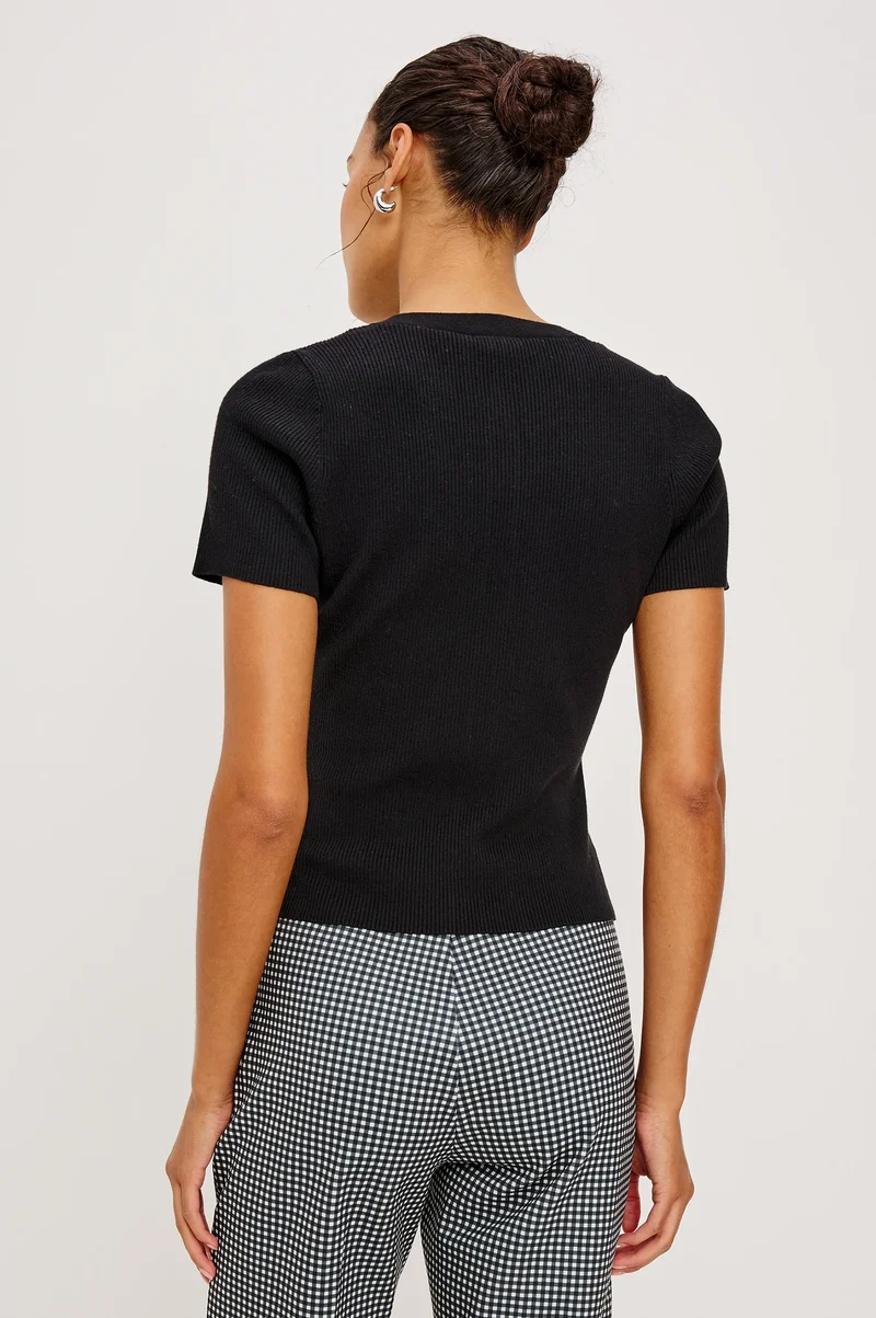 Bonnie Top Black