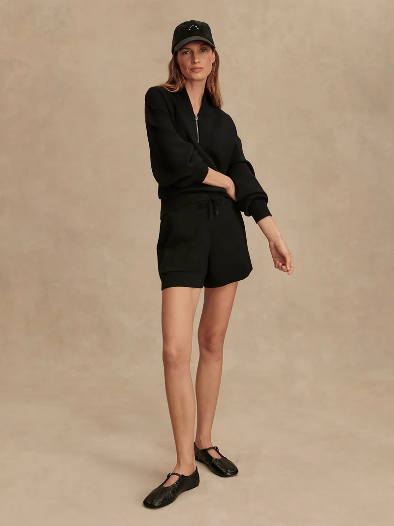 Atrium High Rise Shorts Black