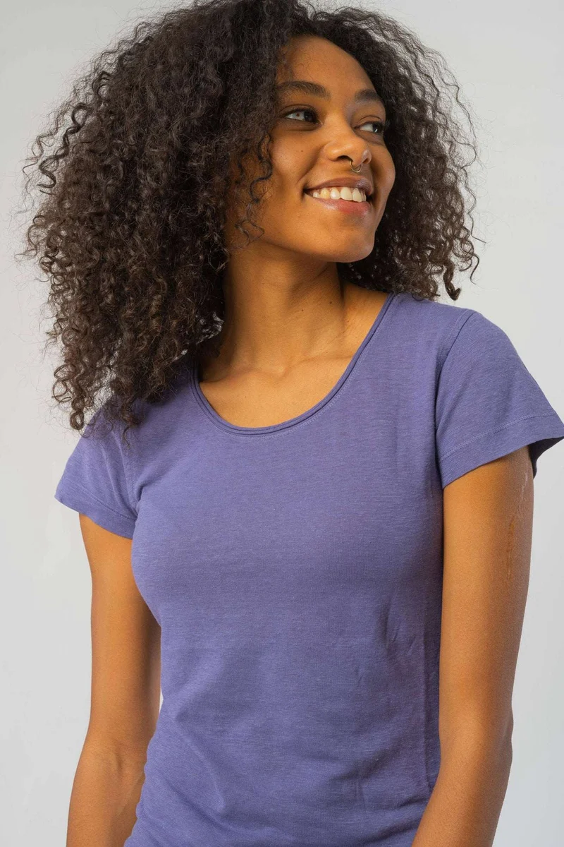 Legeres T-Shirt aus Hanf & Bio Baumwolle