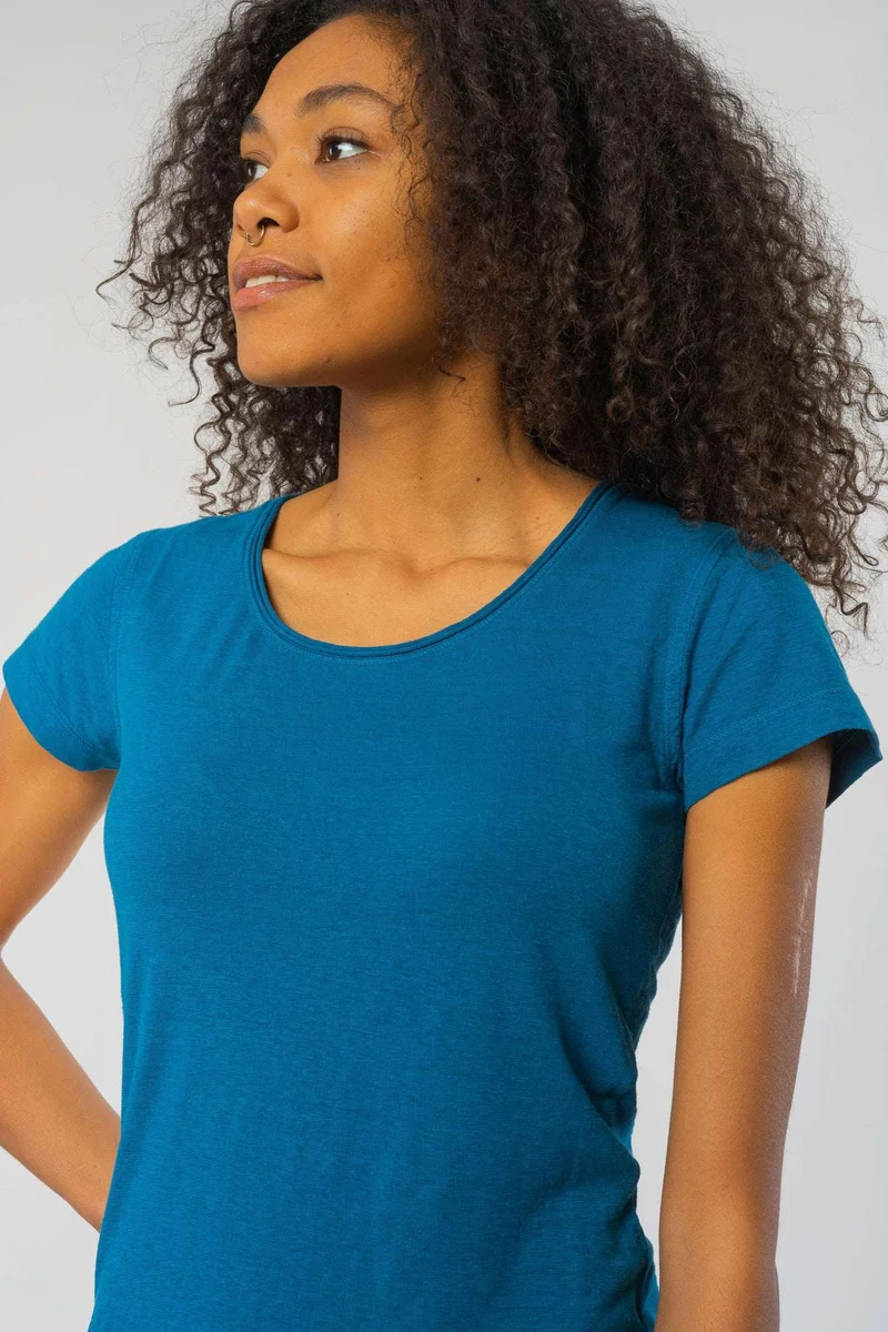 Legeres T-Shirt aus Hanf & Bio Baumwolle