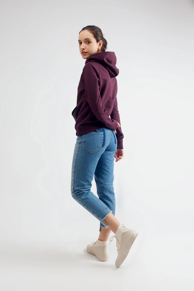 Trendiger klassischer Bio Hoodie für Frauen