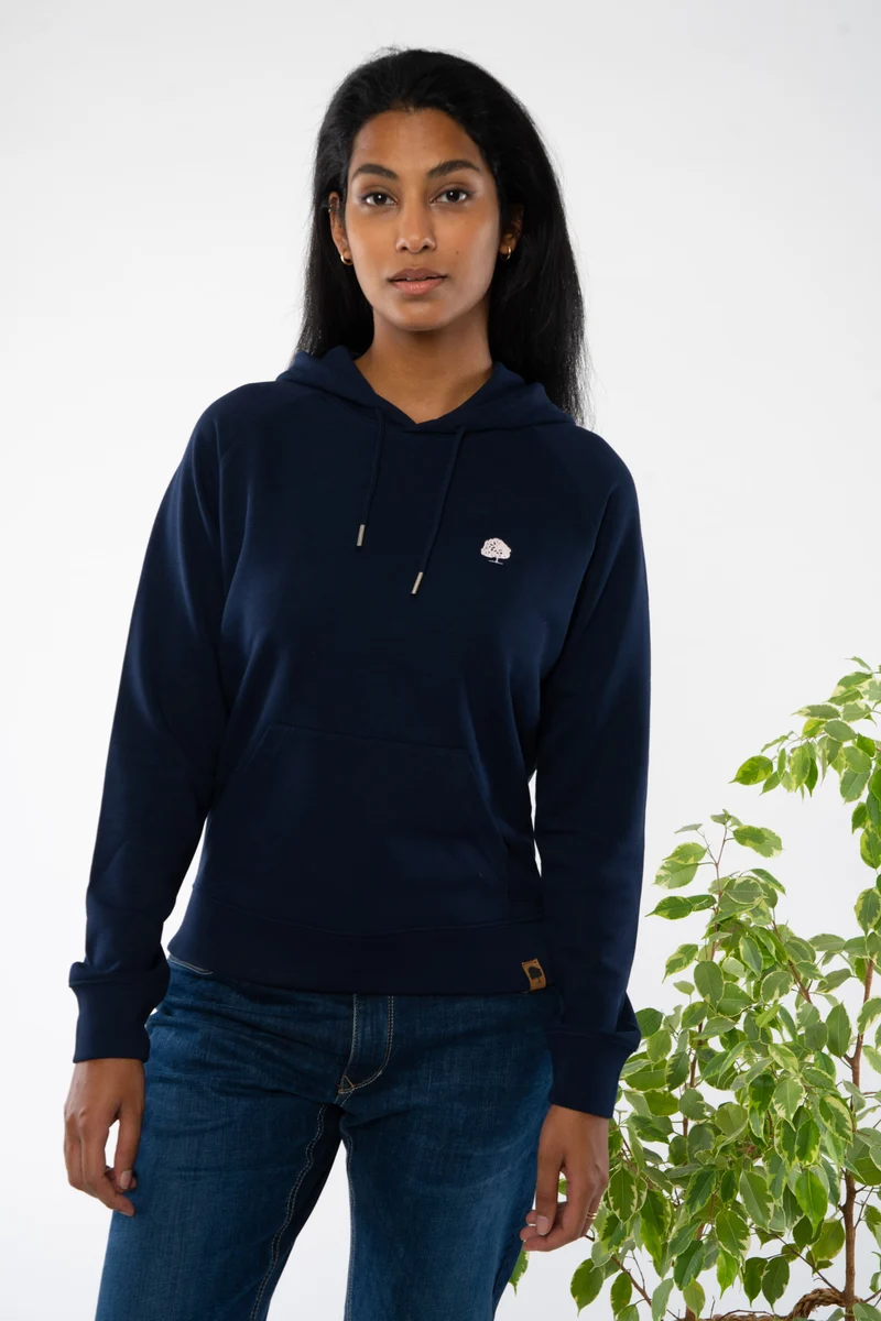Trendiger klassischer Bio Hoodie für Frauen