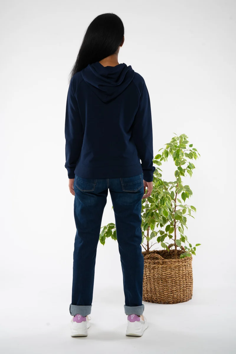 Trendiger klassischer Bio Hoodie für Frauen