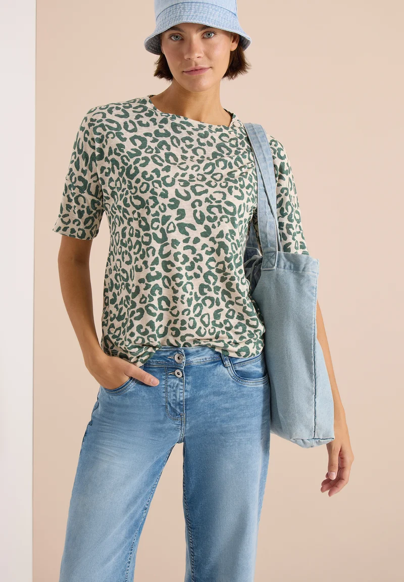 Kurzarm Shirt mit Knöpfen und Leo-Print