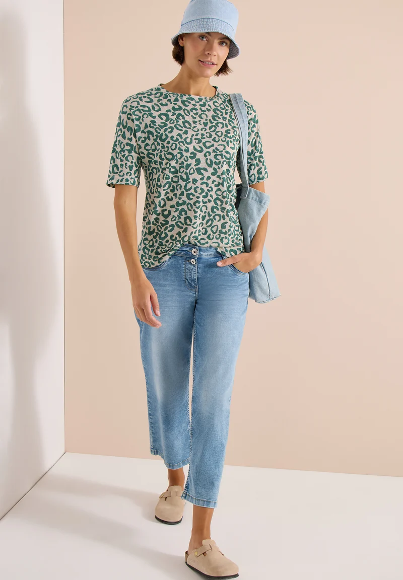 Kurzarm Shirt mit Knöpfen und Leo-Print