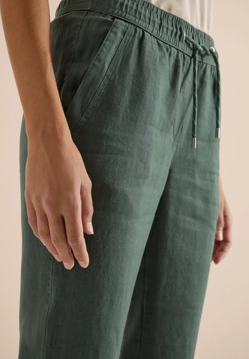 Slim Leg Hose aus Leinen im Casual Fit