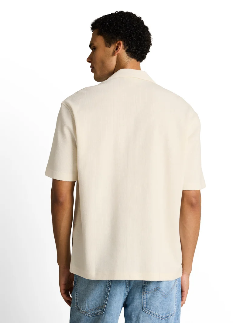 Loose Fit Kurzarmhemd mit Rippstruktur
