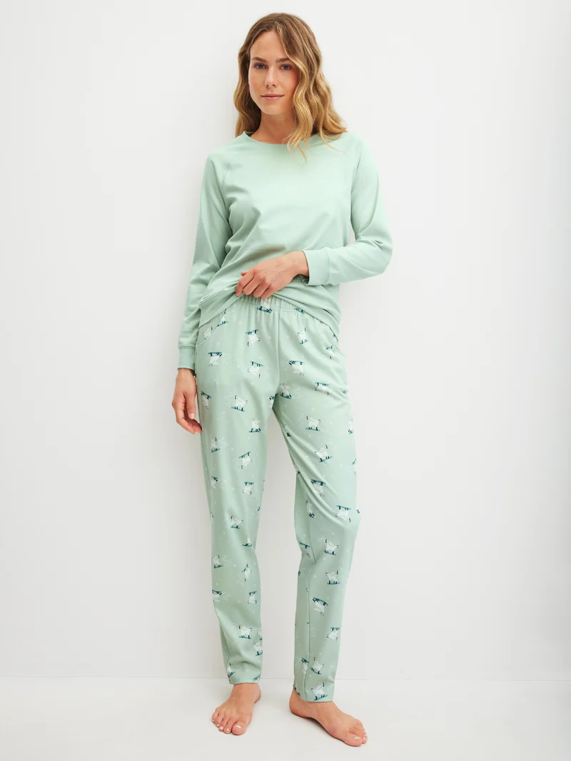 WOMEN Pants