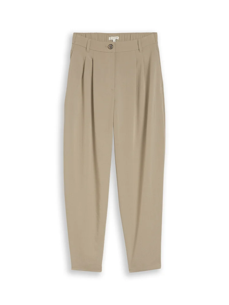 Cropped Barrel Hose