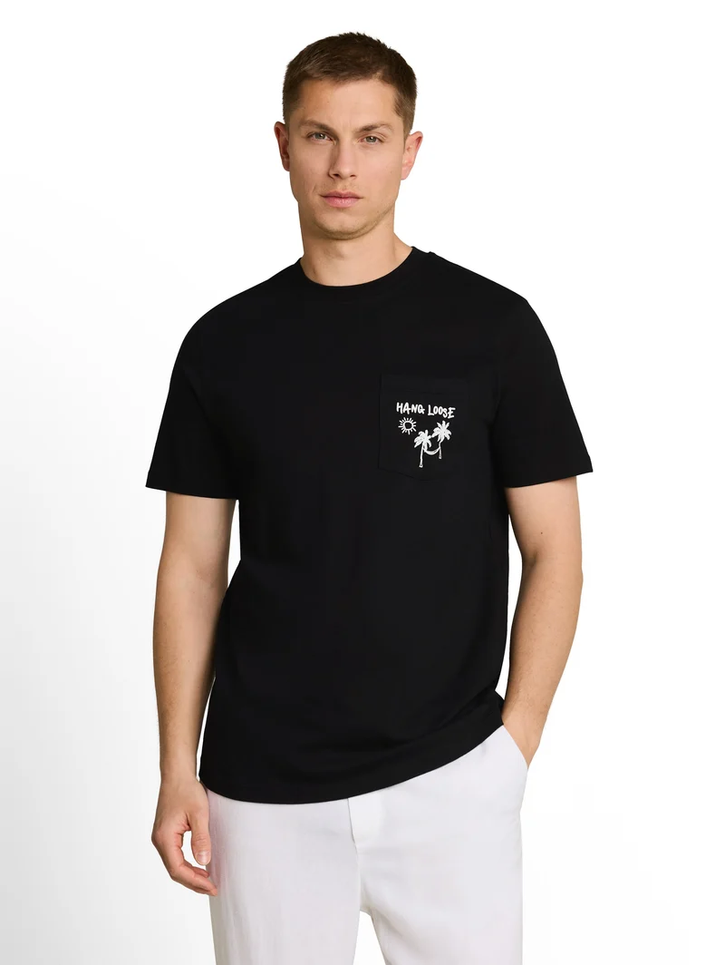 T-Shirt mit Brusttasche mit Print