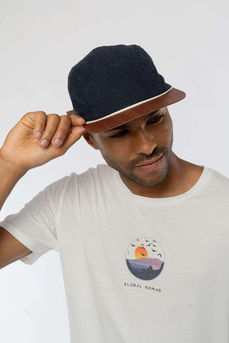 Global Nomad T-Shirt für Männer