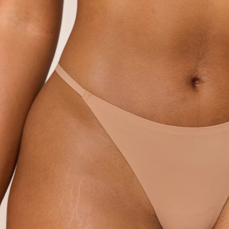 Everyday Form G-String - Honey