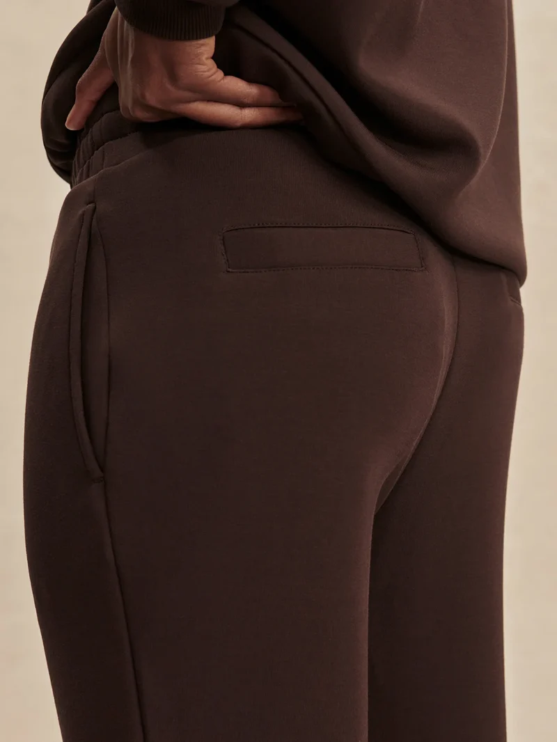 The Slim Pant 27.5 Coffee Bean